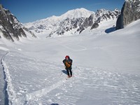 Pika Glacier ski