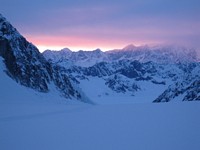 Pika Glacier ski