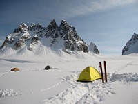 Pika Glacier ski