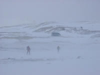 Back to the Balfour hut in wind and snow